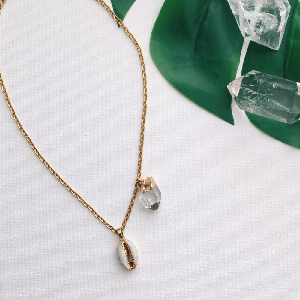 Cowrie Shell & Clear Quatrz